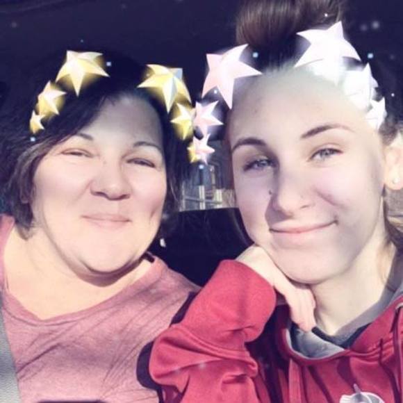 Meet your Posher, Krista - Picture 1 of 1